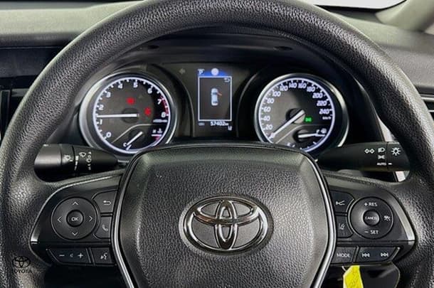 2023 Toyota Camry Ascent image 11