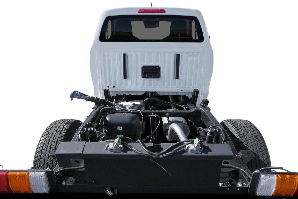 2025 Isuzu D-MAX SX High Ride Manual 4x2 MY24 image 9