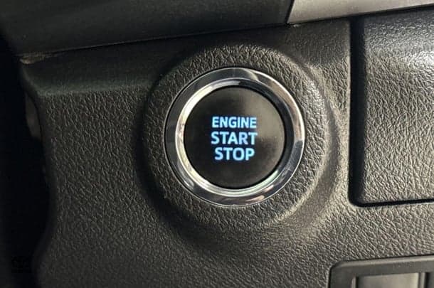 2021 Toyota Hilux SR5 image 20
