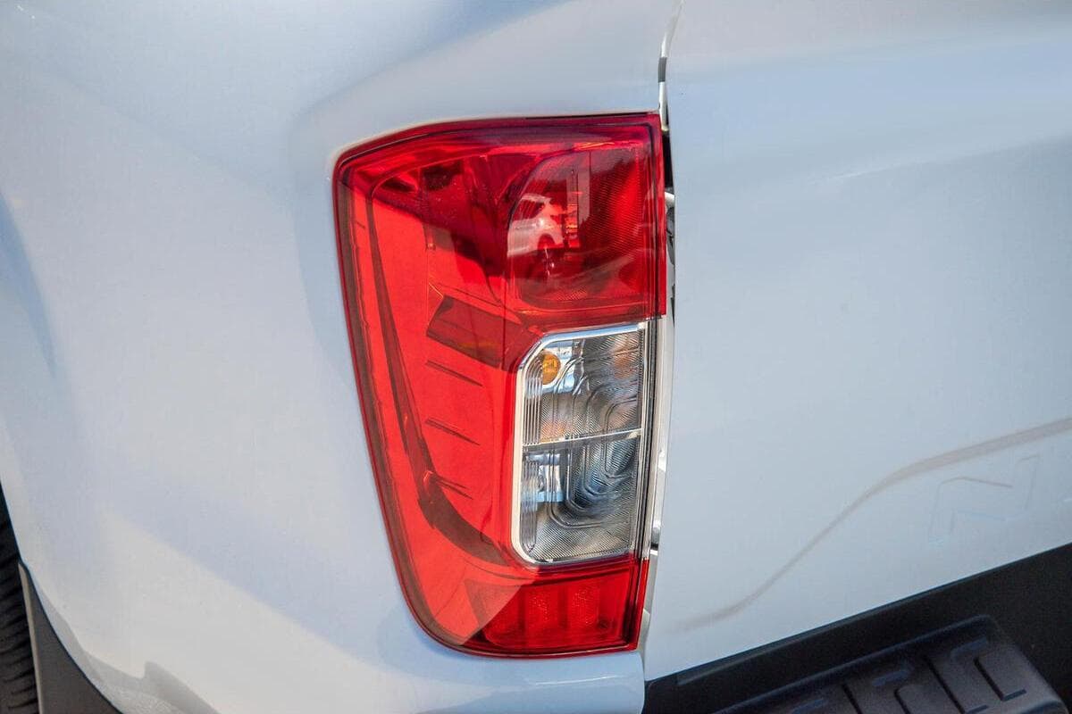 2025 Nissan Navara SL D23 Manual 4x4 MY24 Dual Cab image 20