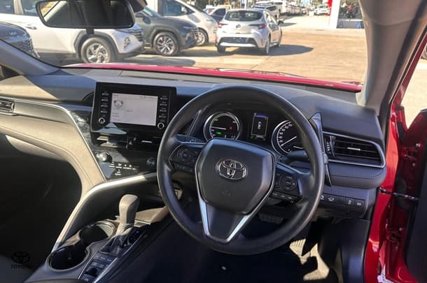 2023 Toyota Camry Hybrid Ascent image 13