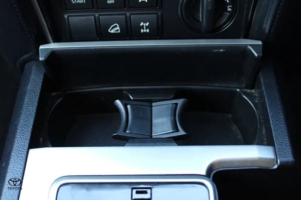 2022 Toyota Prado GXL image 24