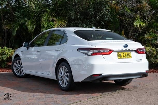 2024 TOYOTA Camry Hybrid Ascent image 2