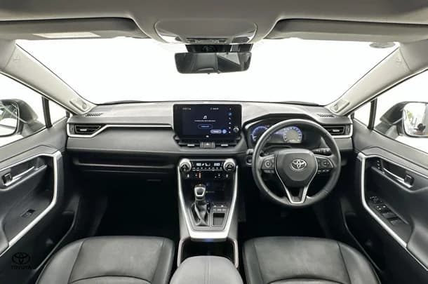 2022 Toyota RAV4 Cruiser 2WD image 2