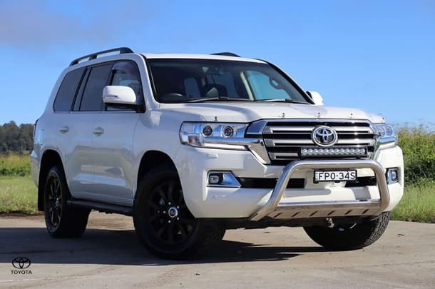 2020 Toyota Landcruiser VX image 11