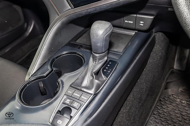 2019 Toyota CAMRY HYBRID Ascent image 19