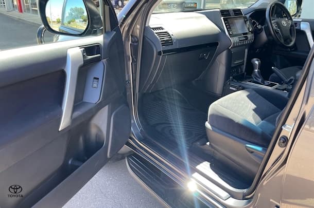 2021 Toyota Landcruiser Prado GXL image 21
