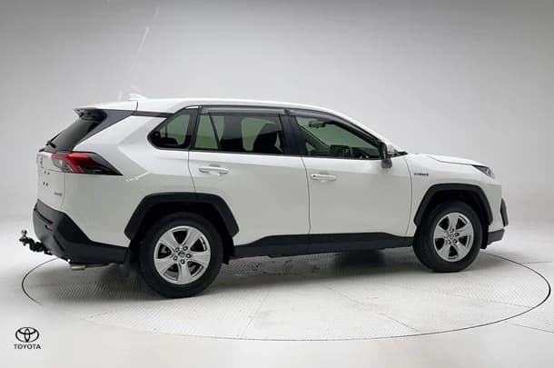 2021 Toyota RAV4 Hybrid GX AWD image 3