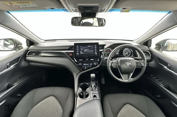 2023 Toyota Camry Hybrid Ascent image 2