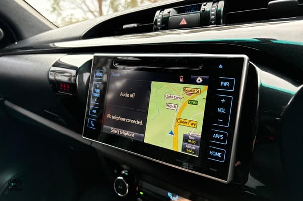 2018 Toyota HILUX Rugged X image 30