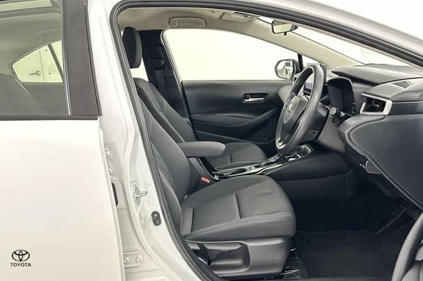 2022 Toyota Corolla Ascent Sport image 13