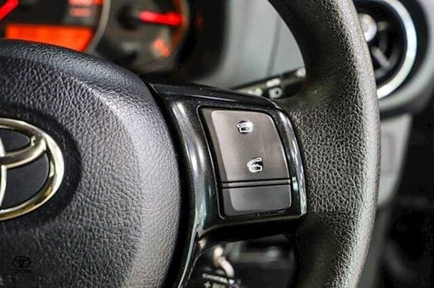 2018 Toyota YARIS Ascent image 14