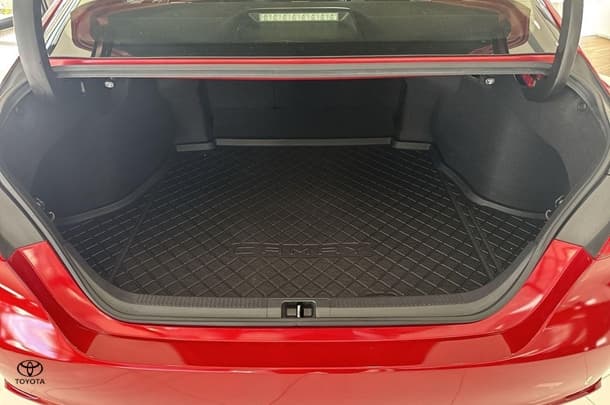 2019 Toyota Camry Ascent Sport image 30