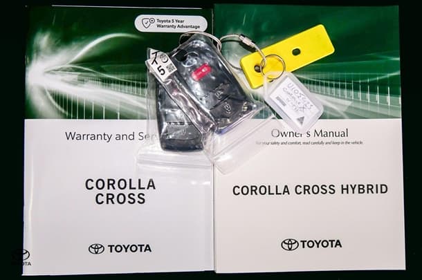 2023 Toyota Corolla Cross HV GX image 26