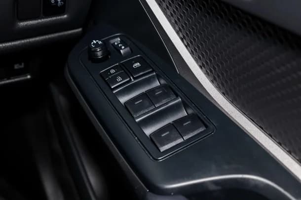 2021 Toyota CH-R GXL AWD image 15