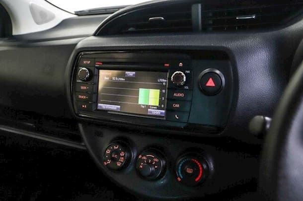 2018 Toyota YARIS Ascent image 17