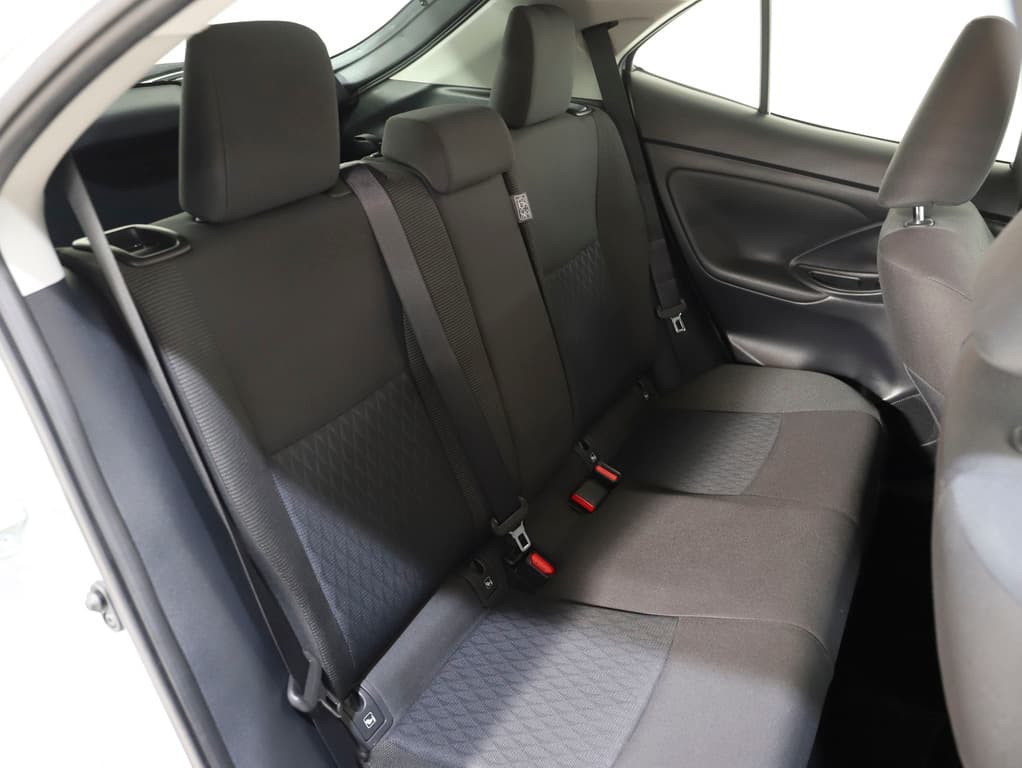 2020 Toyota Yaris Cross Hybrid GX image 21