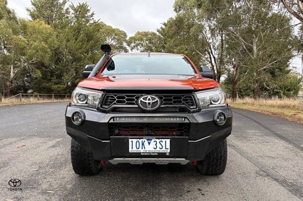2018 Toyota HILUX Rugged X image 2