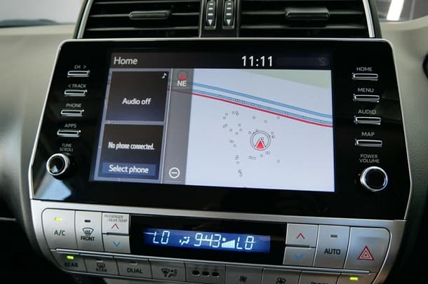 2023 Toyota Prado GXL image 10