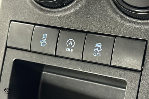 2021 Toyota Hiace LWB image 28