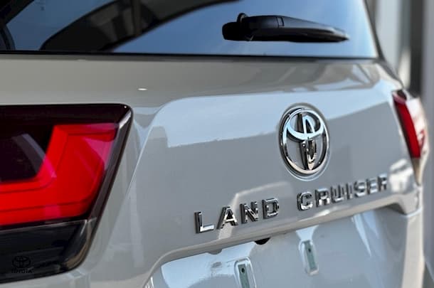 2022 Toyota Landcruiser GXL image 10