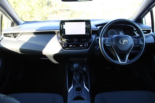 2020 Toyota Corolla Hatch Hybrid Ascent Sport image 16