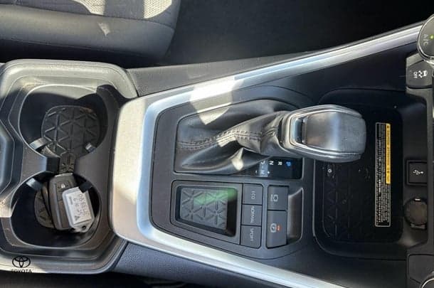 2021 Toyota RAV4 GXL-2WD image 10