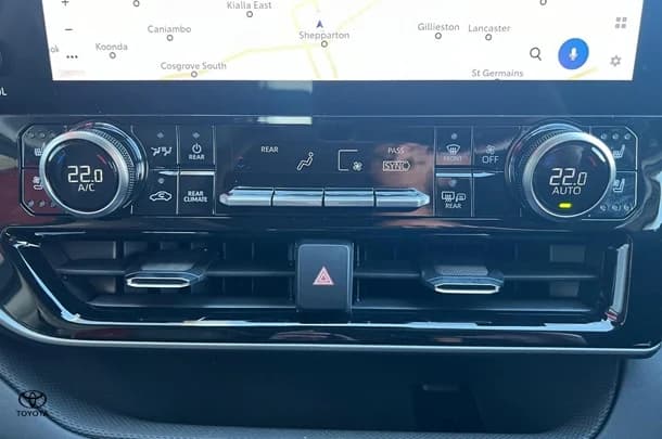 2024 Toyota Kluger Grande image 26