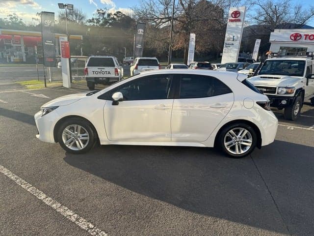 2019 Toyota Corolla Hatch Ascent Sport image 4
