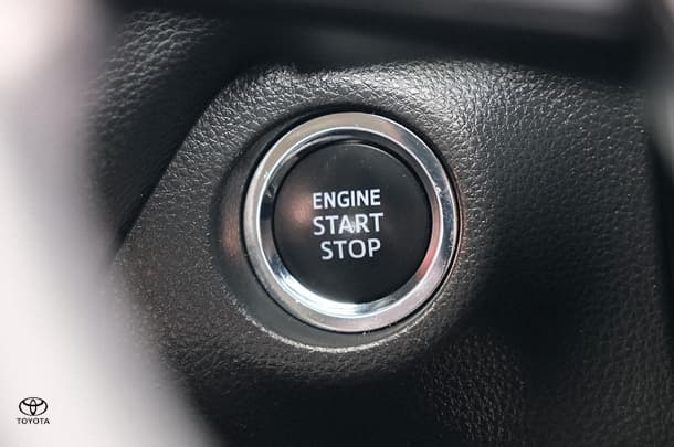 2022 Toyota RAV4 GX-2WD image 18
