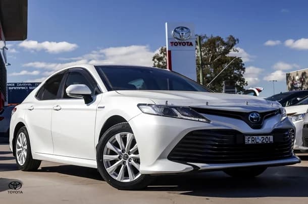2020 Toyota CAMRY HYBRID Ascent image 2