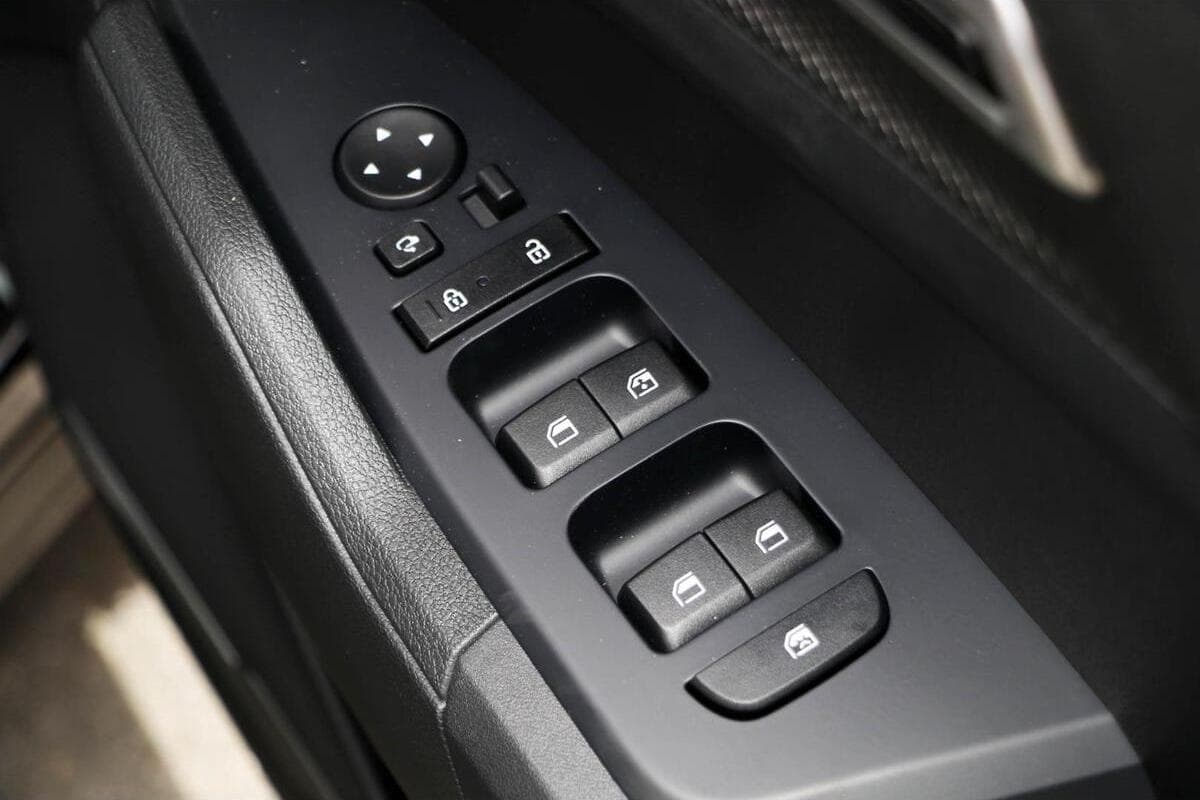 2025 Kia Sportage S Auto FWD MY25 image 19
