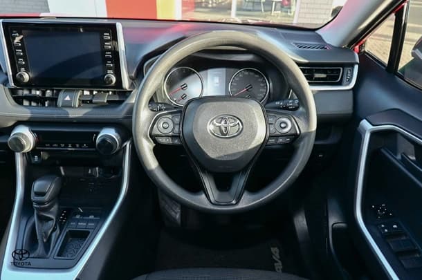 2019 Toyota RAV4 GX image 8