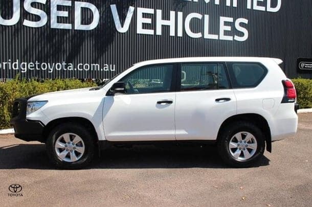 2018 Toyota Prado GX image 6
