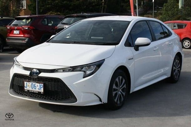 2021 Toyota Corolla Sedan Hybrid Ascent Sport image 4