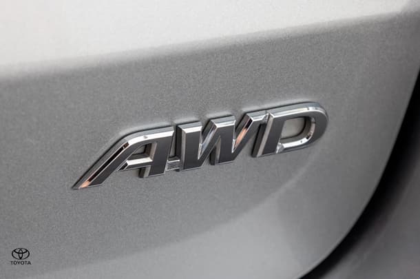 2017 Toyota KLUGER GX AWD image 21