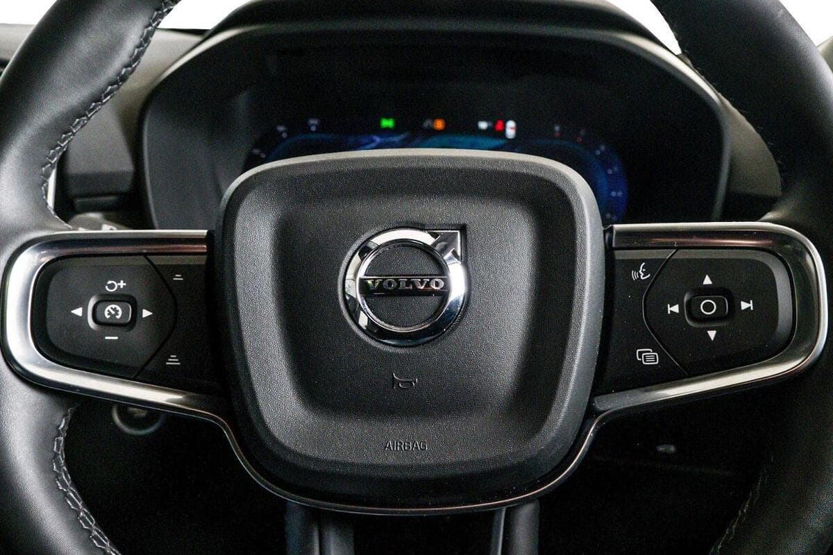 2024 Volvo XC40 Ultra B4 Bright Auto AWD MY25 image 13