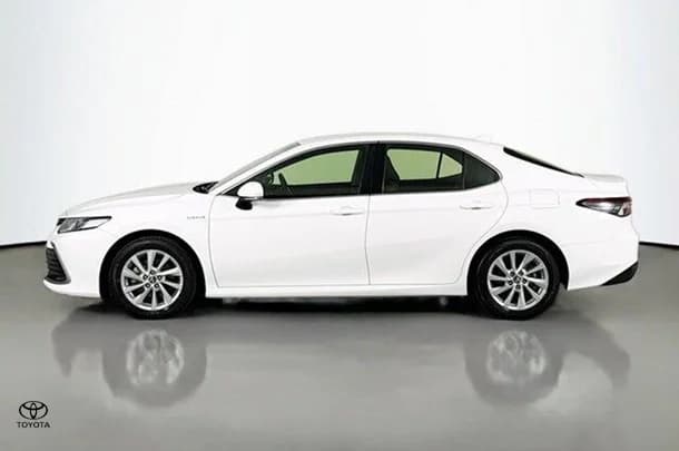 2021 Toyota Camry Hybrid Ascent image 5