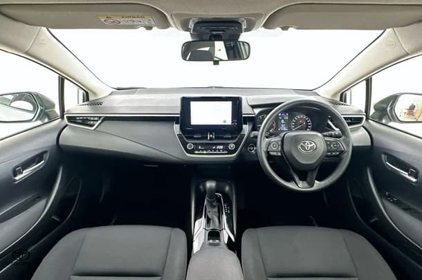 2022 Toyota Corolla Ascent Sport image 2