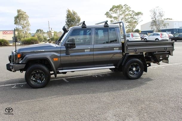 2024 Toyota LC Military GXL image 10