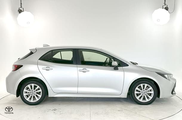 2022 Toyota Corolla Ascent Sport image 10