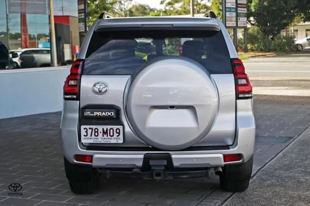 2019 Toyota Prado GXL image 6