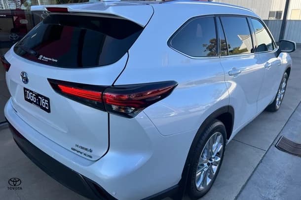 2024 Toyota Kluger Grande image 6