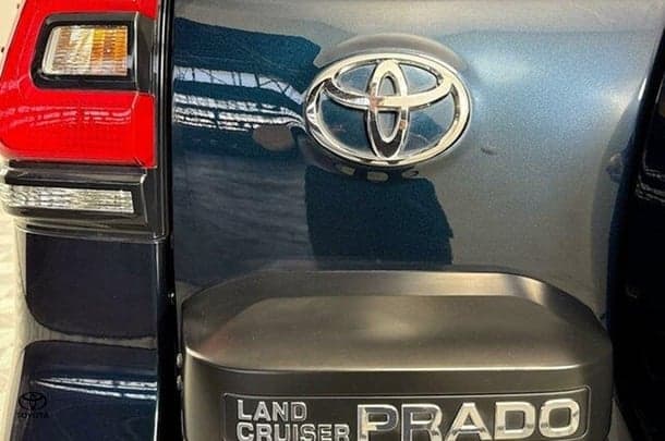 2023 Toyota Prado Kakadu image 8