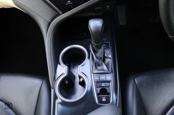 2020 Toyota Camry SX image 5