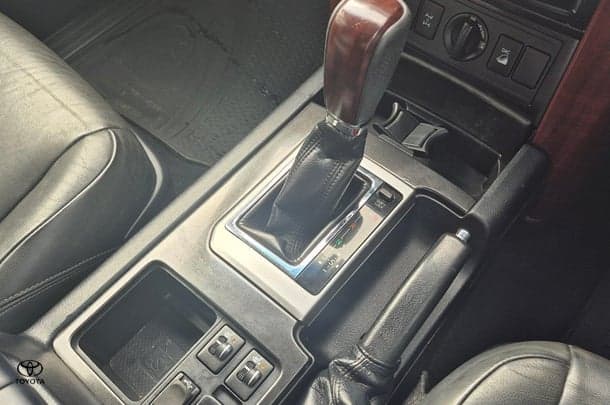 2017 Toyota Prado VX image 21