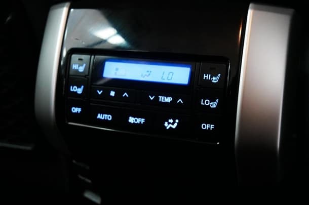 2023 Toyota Prado VX image 8