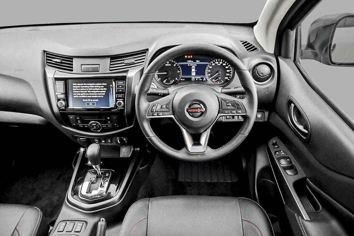2024 Nissan Navara PRO-4X Warrior D23 Auto 4x4 MY24 Dual Cab image 8