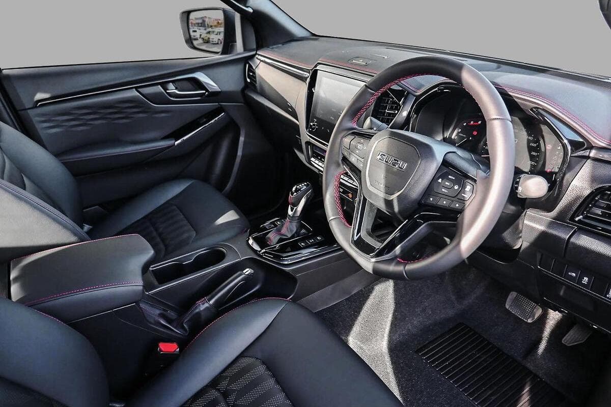 2024 Isuzu D-MAX X-TERRAIN Auto 4x4 MY24 image 5