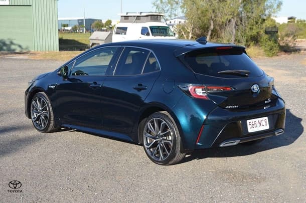 2018 Toyota Corolla ZR image 9